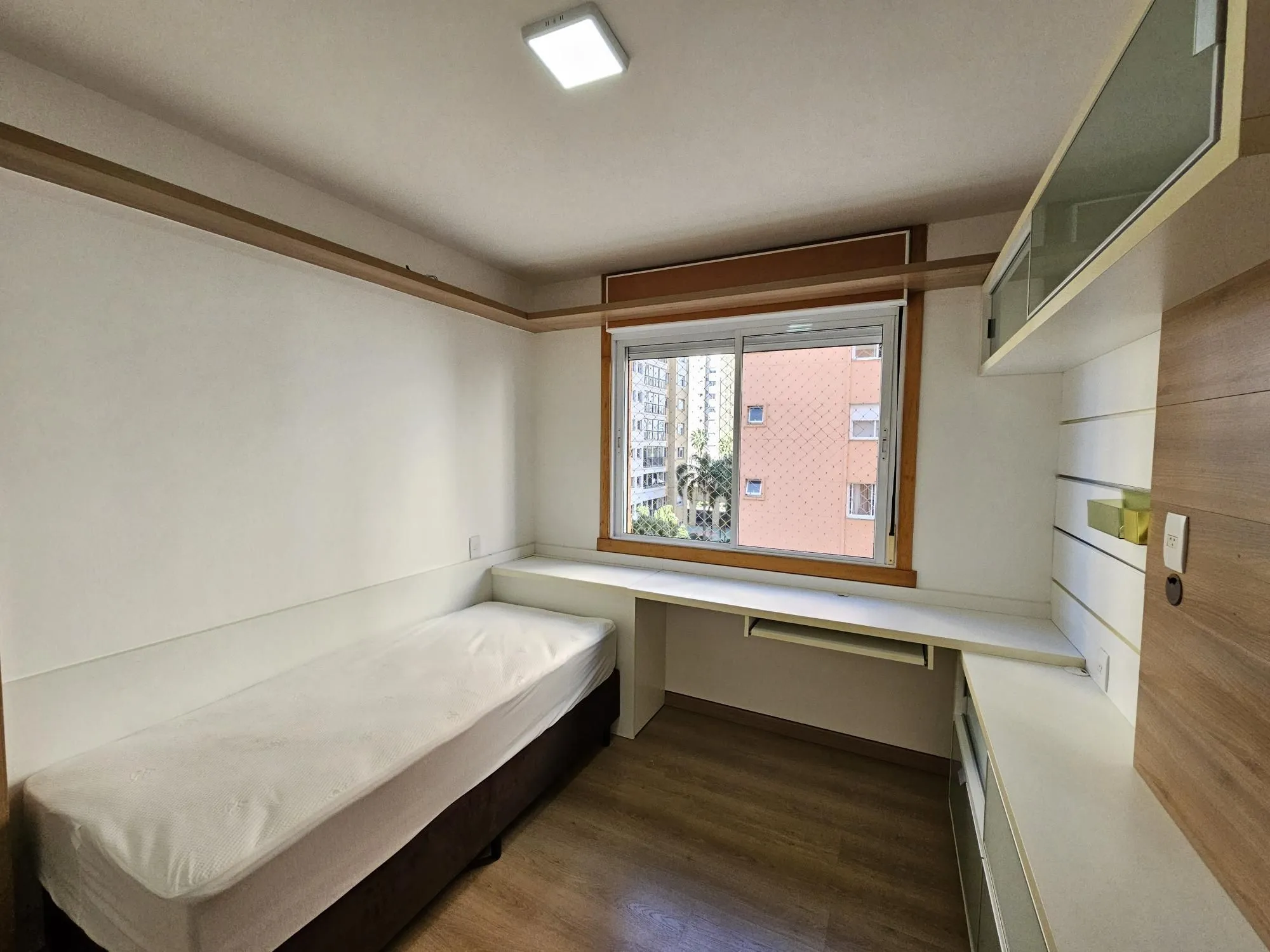 Imagem Apartamento 3 suítes na frente do Parque Germânia