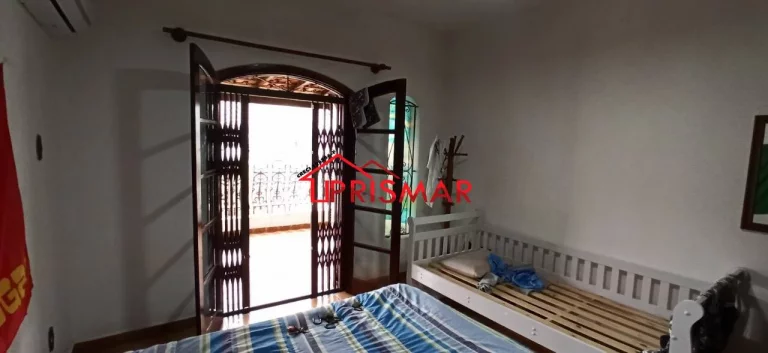 Imagem Sobrado 5 quartos no Campo Grande 2 Vagas