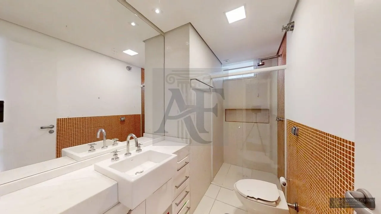 Imagem Apartamento à venda em Itaim Bibi, São Paulo