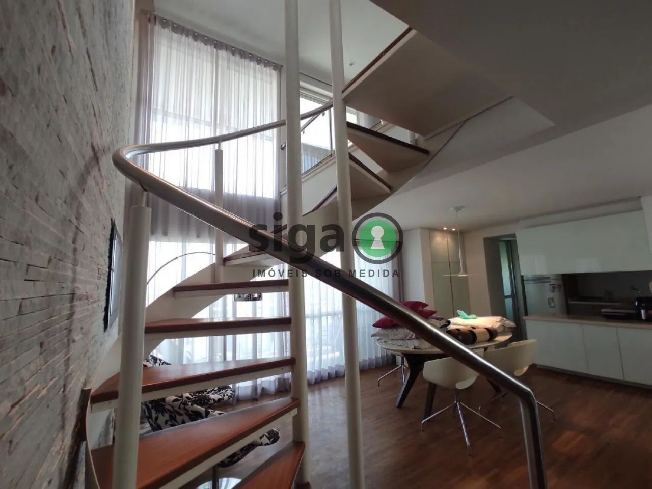 Imagem APARTAMENTO DUPLEX COM 1 QUARTO PARA VENDA E LOCAÇÃO NA RUA DIOGO JACOME