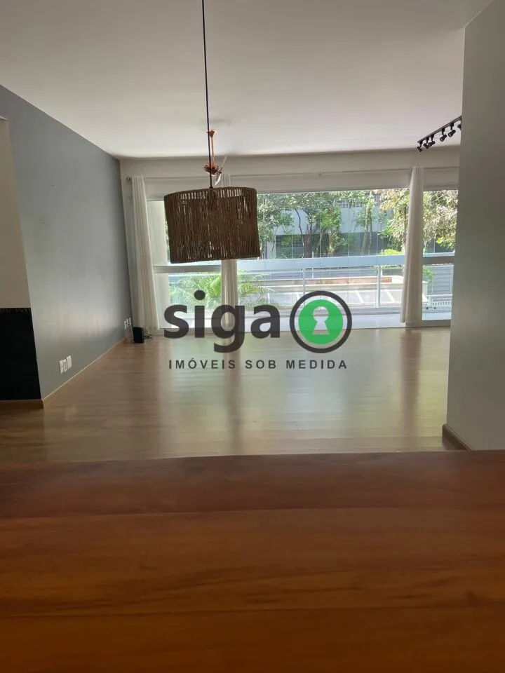 Imagem Apartamento na Vila Andrade de 3 Quartos com 2 Vagas - 132m² à Venda.