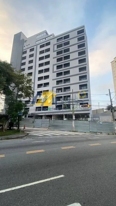 Imagem Salas comerciais prontas em localização estratégica de Santo André.