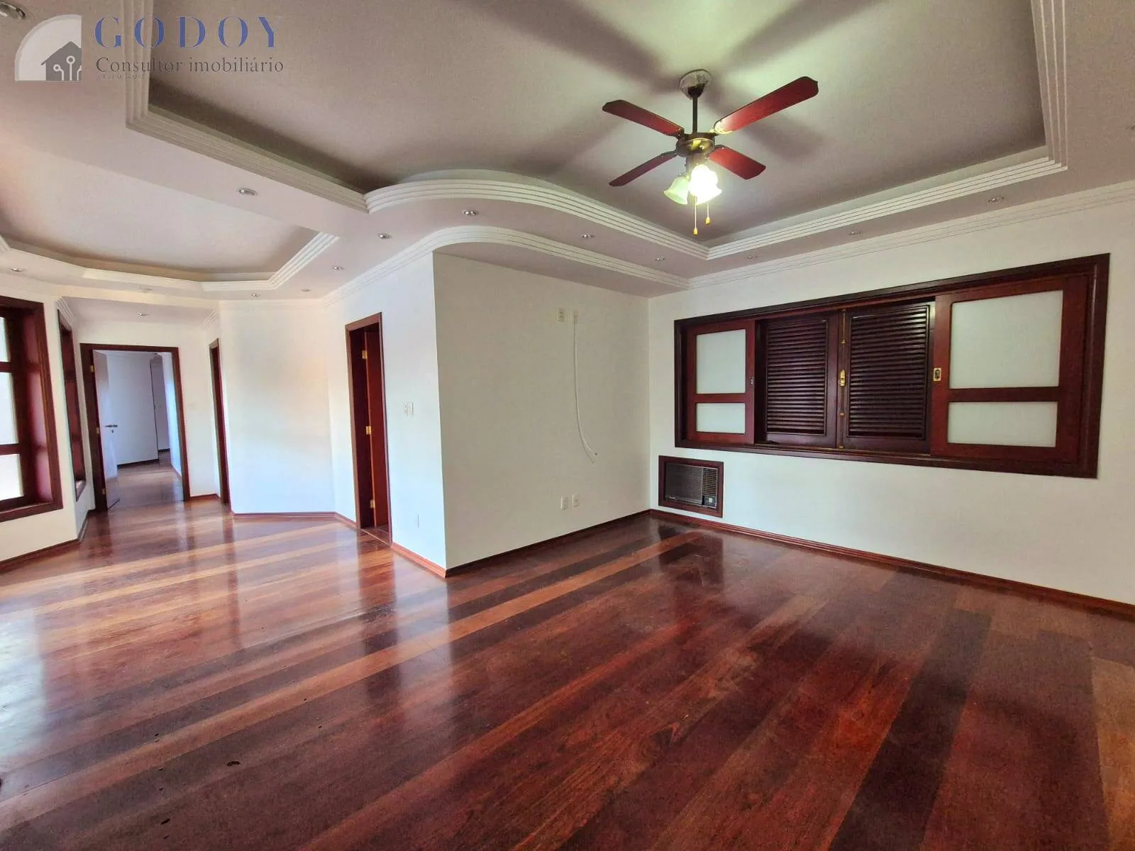 Imagem Casa Térrea de Alto Padrão no Condomínio Village Paineira