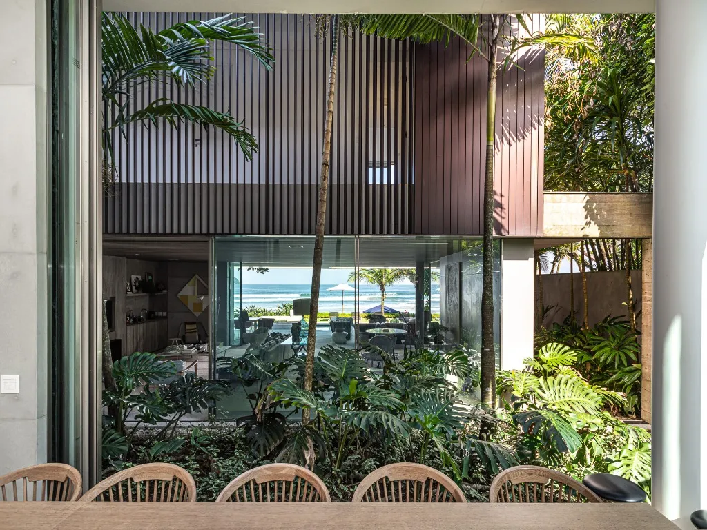 Imagem Casa com 6 quartos em São Sebastião-SP, comprar casa na praia sp, Casa à venda em São Sebastião-SP, casa em condomínio fechado em São Sebastião-SP