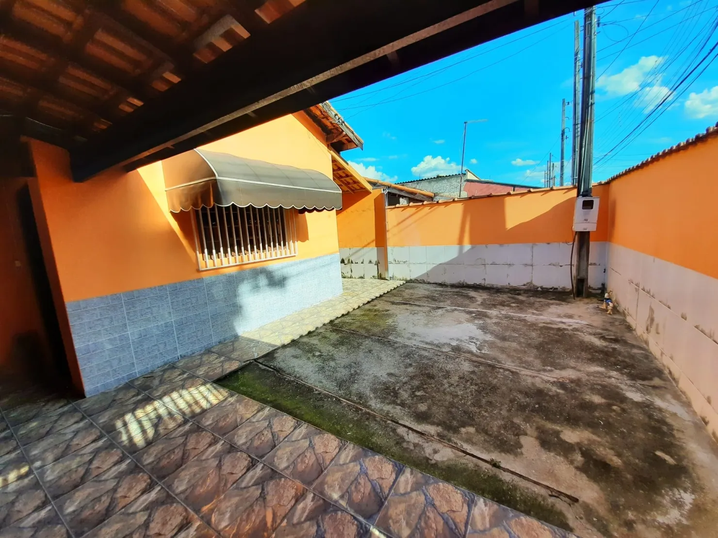 Imagem Casa à venda 3 Quartos, 2 Vagas, 300M², Laerte Assunção, Pindamonhangaba - SP