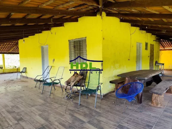 Imagem Chácara com córrego no meio 1 Alqueire e 5 Lts 100 kms de Goiânia