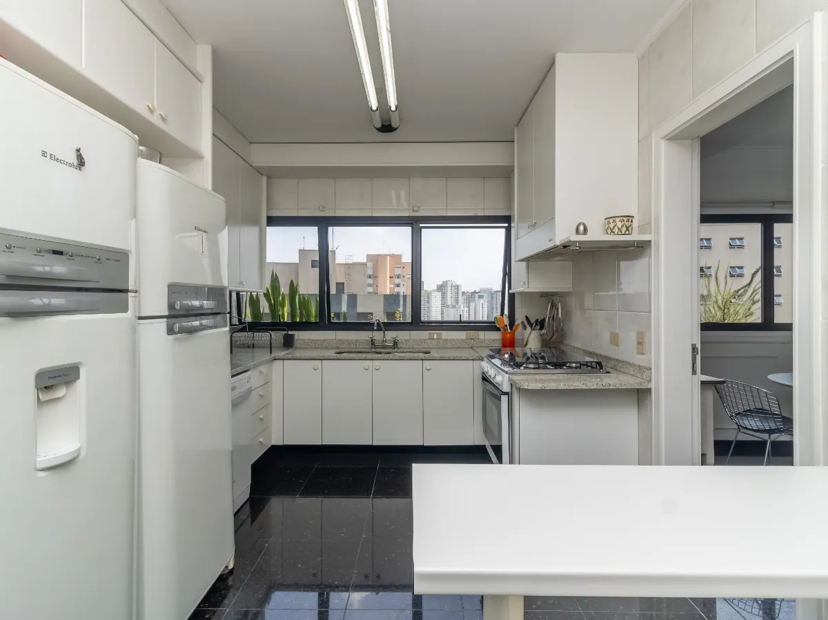 Imagem Apartamento para venda em Vila Andrade com 4 quartos, sendo 4 suítes, 300m2