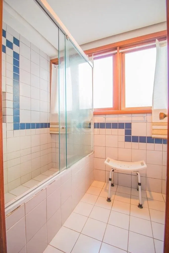 Imagem Apartamento duplex em Petropolis