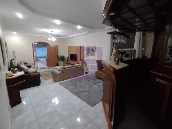 Imagem Casa Pitangueiras com piscina e churrasqueira!!!