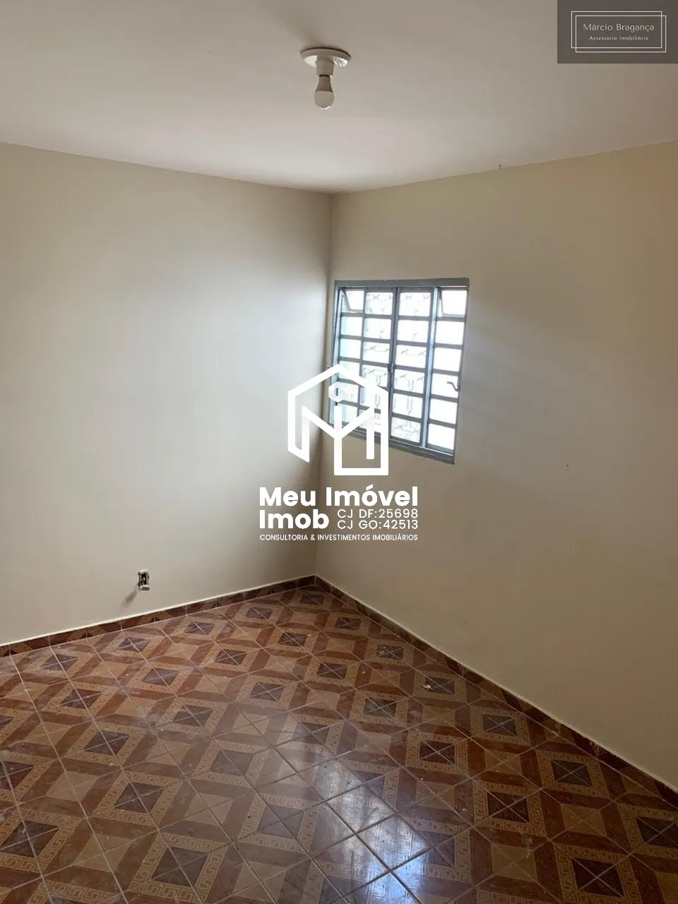Imagem Sobrado 4 Casas 11 Quartos 6 Vagas 410m² AC Financiamento