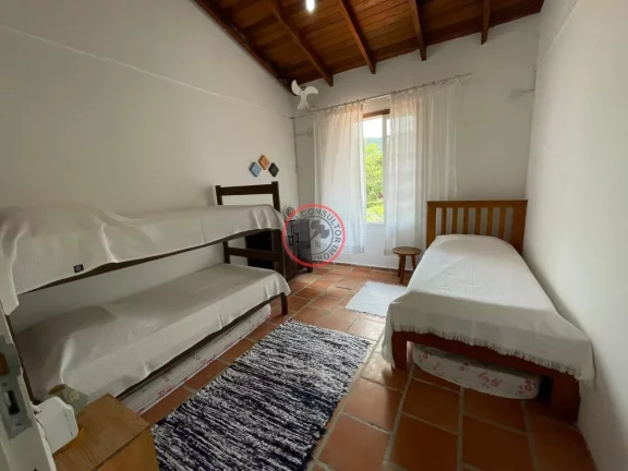 Imagem CASA Locação 3 QUARTOS SENDO 1 SUITE 2 SALA AMPLA,3 BANHEIROS.LAVANDERIA,3 VAGAS. CHURRASQUEIRA, DESPENSA E LAVANDERIA MOBILIADA