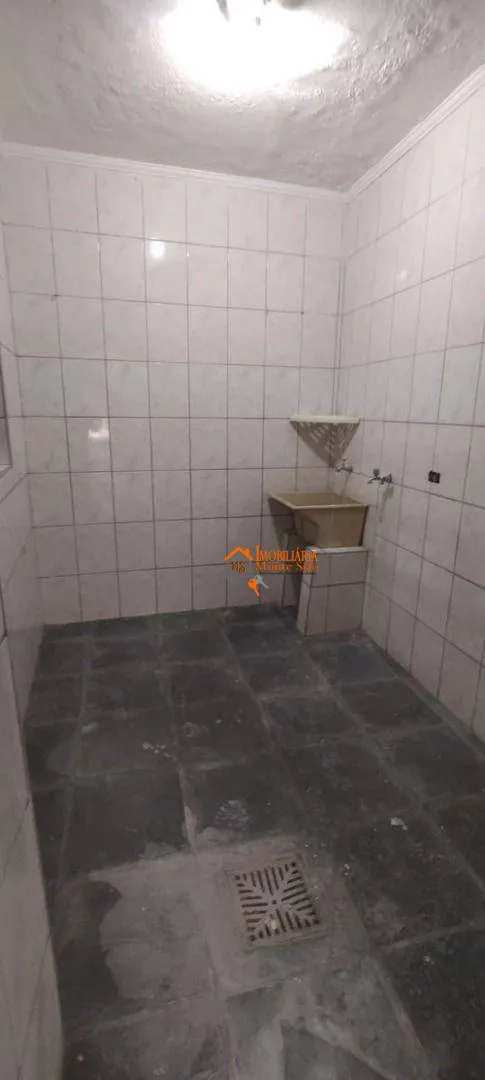 Imagem Casa com 3 dormitórios à venda, 311 m² por R$ 660.000,00 - Jardim Rosa de Franca - Guarulhos/SP