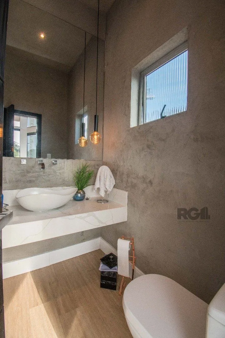 Imagem Cobertura de alto padrão, construtora Clave, vista perene para o Rio, 3 suítes, piscina, 3 vagas cobertas.