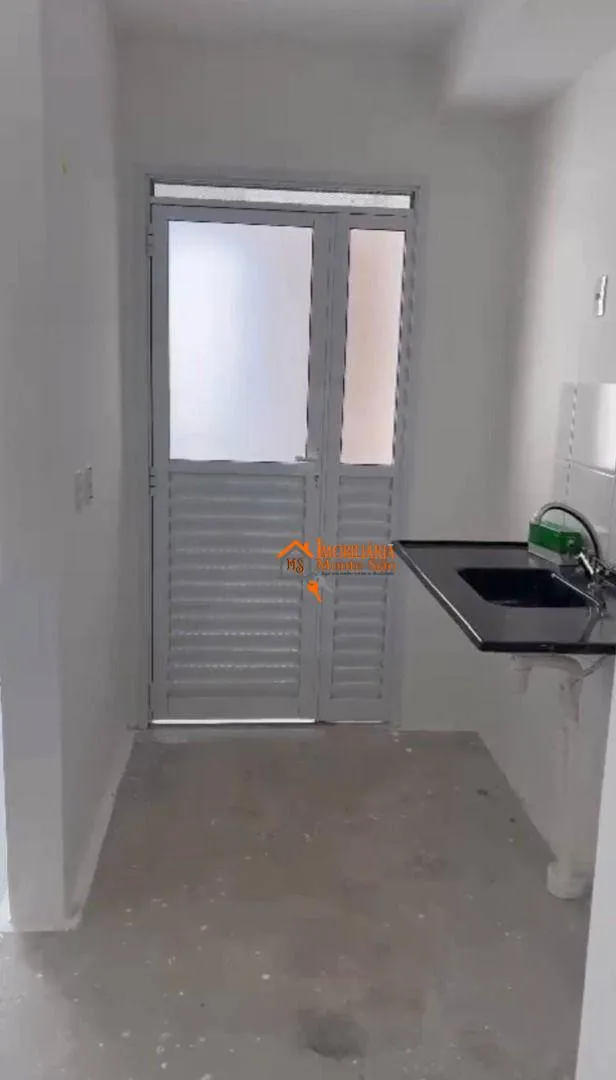 Imagem Apartamento à venda com 43m², 2 quartos, sala com sacada no Condomínio Flap - Vila São João, Guarulhos, SP