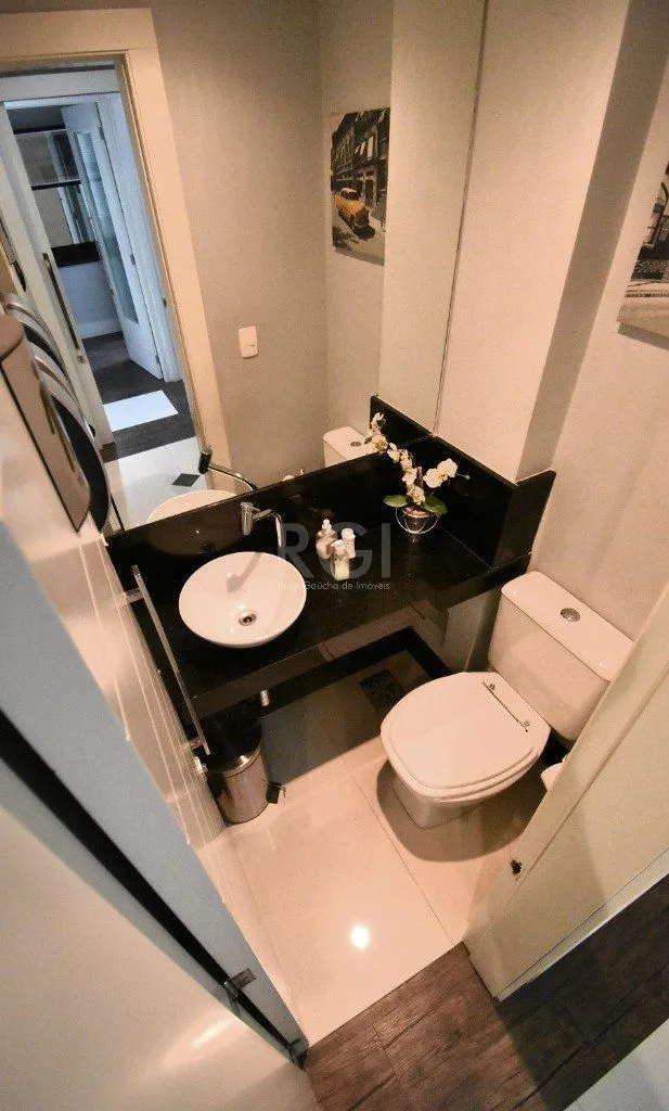 Imagem Conjunto/Sala para Venda - 26.08m², 0 dormitórios, 1 vaga - Menino Deus