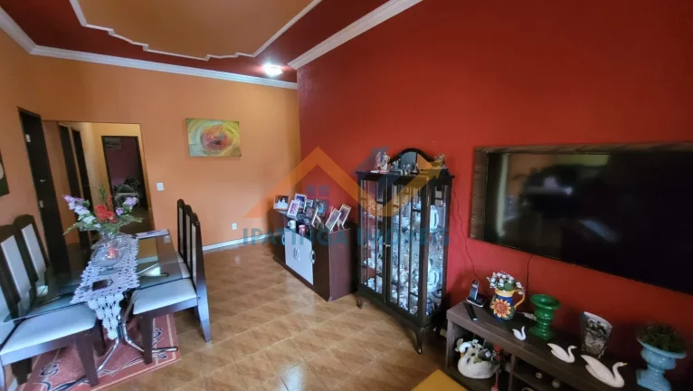Imagem Casa com Lote grande no Bairro Veneza - Ipatinga
