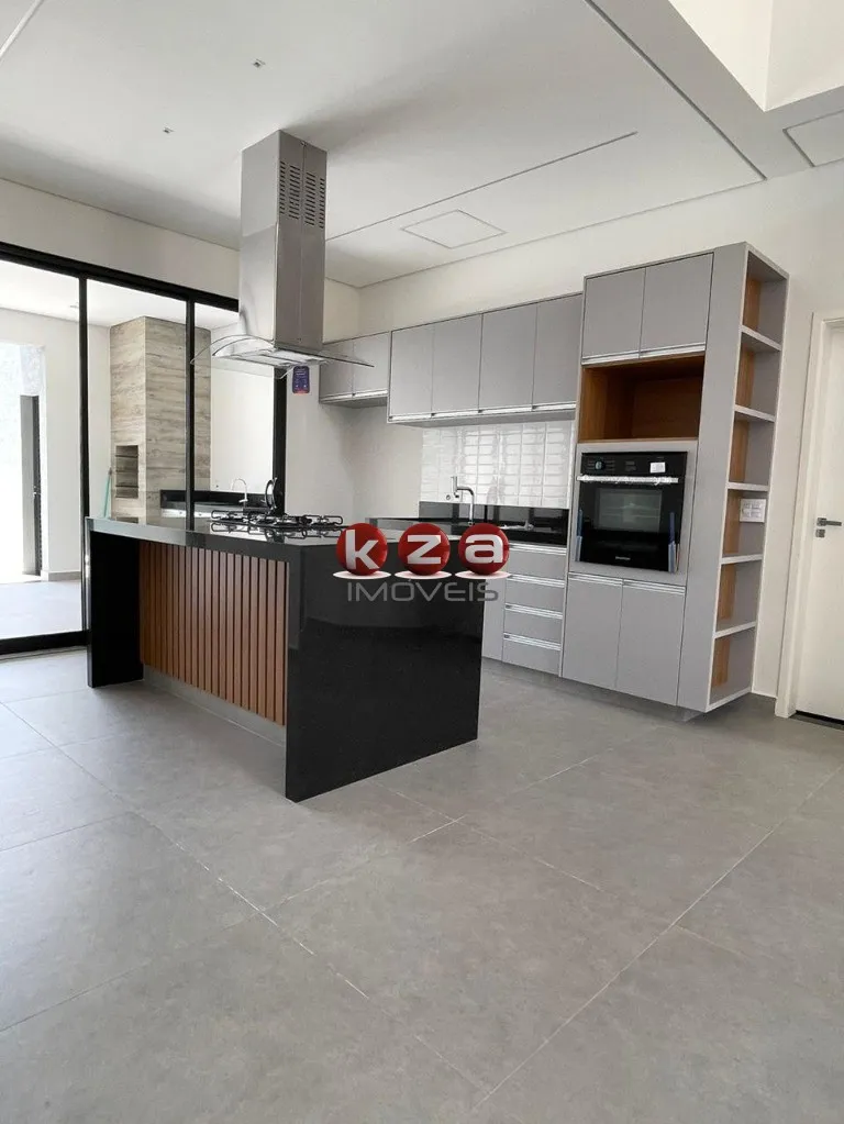 Imagem Casa de luxo à venda em Paulínia-SP, Condomínio Residencial Royal Garden: 3 quartos, 3 suítes, 2 salas, 4 vagas de garagem, 186m².