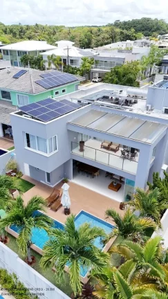 Imagem Casa de luxo em condomínio no coração de Camaçari-BA: 4 quartos, 4 suítes, 3 salas, 1 banheiro, 4 vagas de garagem, 306m² de área.