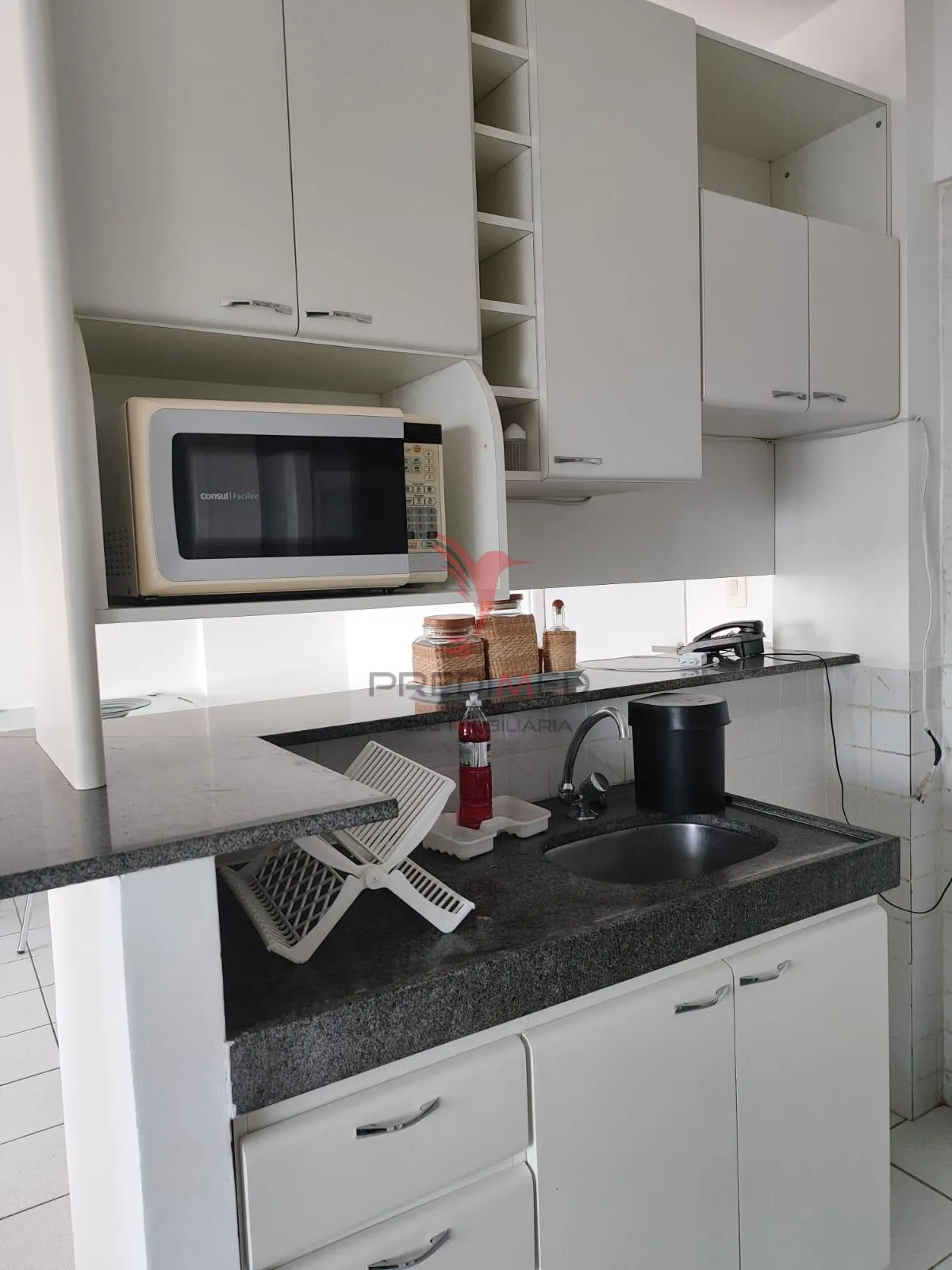 Imagem Vende-se flat Mobiliado ,super bem localizada na praia de Boa Viagem. Recife