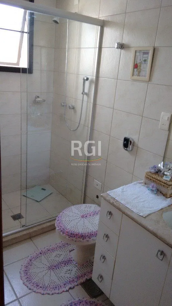 Imagem Apartamento para Venda - 238.12m², 3 dormitórios, sendo 1 suites, 3 vagas - Menino Deus