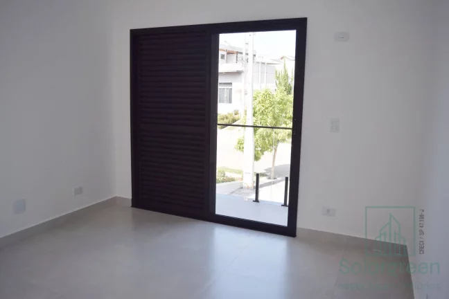 Imagem Sobrado à Venda em Condomínio - 181m² de Área Construída