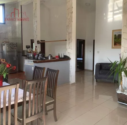 Imagem Oportunidade - Linda Casa em Condominio.