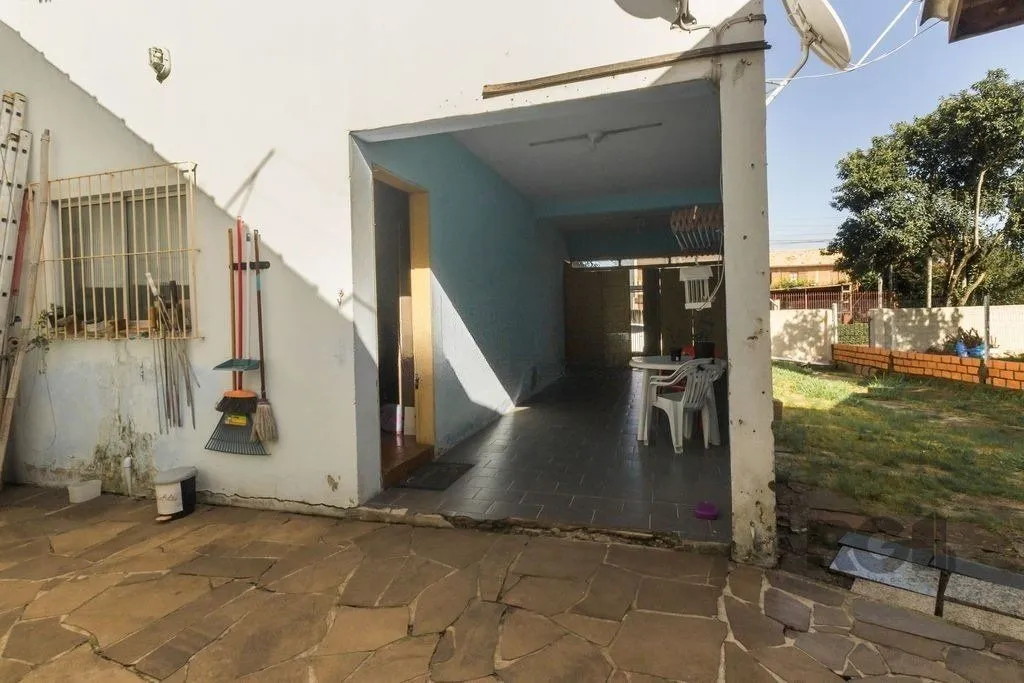 Imagem Casa de 3 dormitórios, bairro Sarandi