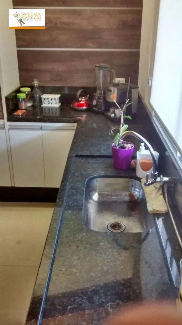 Imagem Sobrado com 2 dormitórios à venda, 134 m² por R$ 760.000,00 - Jardim Santa Emilia - Guarulhos/SP