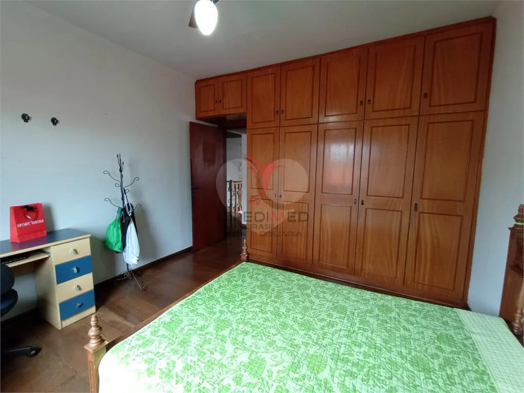 Imagem Casa de 4 quartos, 276m² no bairro Centro, em Lençóis Paulista
