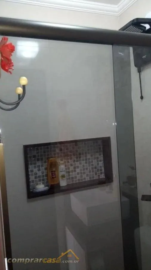 Imagem Casa em Condomínio para Venda em Cabo Frio / RJ no bairro Jardim Flamboyant
