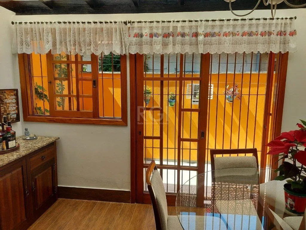 Imagem Casa Condominio para Venda - 234m², 3 dormitórios, sendo 1 suites, 2 vagas