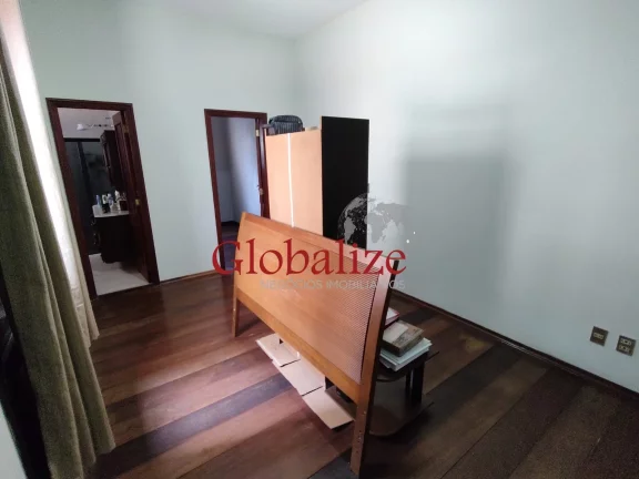 Imagem Sobrado à venda com 4 dormitórios e até 7 vagas, no bairro da Pompéia em Santos por R$ 2.900.000,00