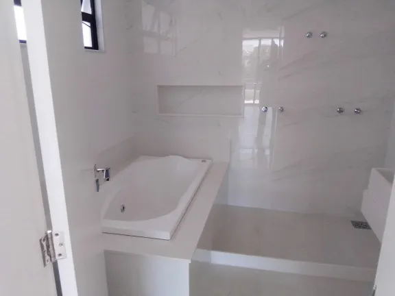 Imagem Casa com 4 Quartos à Venda, 360 m² em Barra da Tijuca - Rio de Janeiro