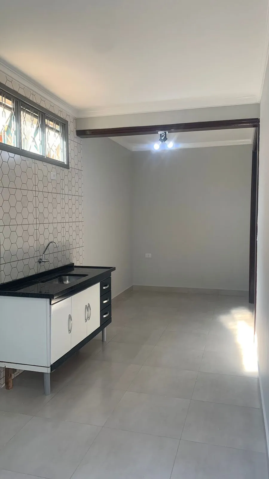 Imagem Casa Assobradada Reformada à Venda no Jd Ipiranga - Sorocaba, SP