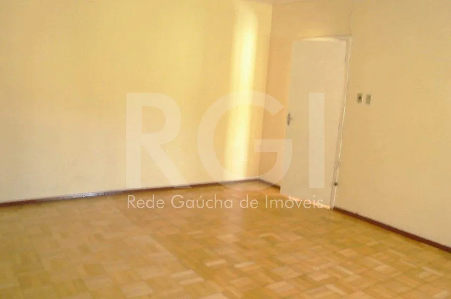 Imagem Casa com 2 Quartos e 1 banheiro à Venda, 124 m² Vila Jardim