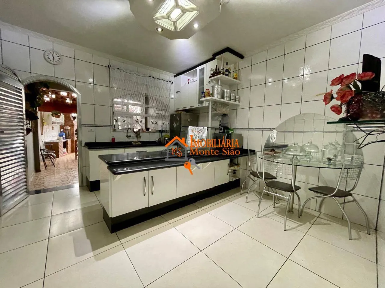 Imagem Sobrado com 3 dormitórios à venda, 200 m² por R$ 689.000,00 - Jardim Vila Galvão - Guarulhos/SP