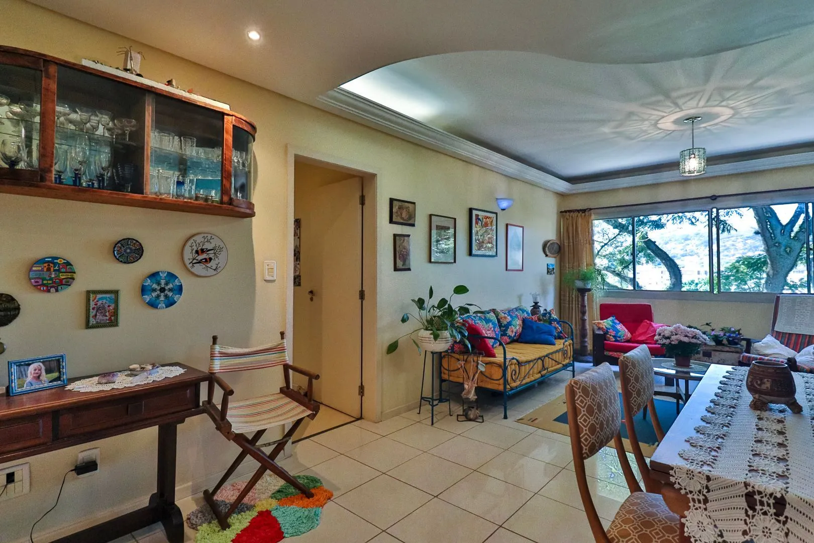 Imagem Apartamento para venda de 3 dormitórios, no bairro Teresópolis em Porto Alegre/RS.