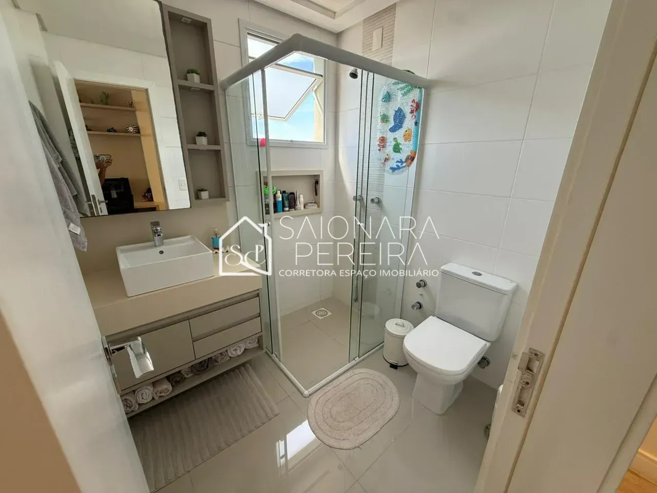 Imagem Apartamento com 3 dormitórios e 2 vagas em Nossa Senhora do Rosário, São José/SC