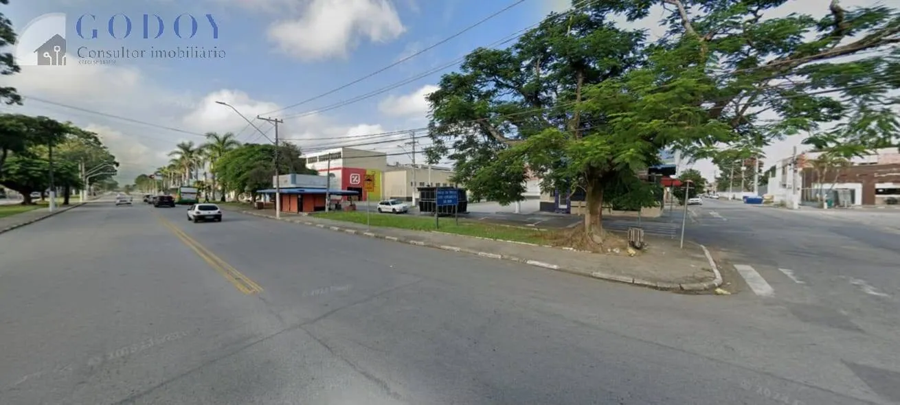 Imagem Galpão Comercial para Locação na Avenida Principal - 2.400m² de Oportunidad
