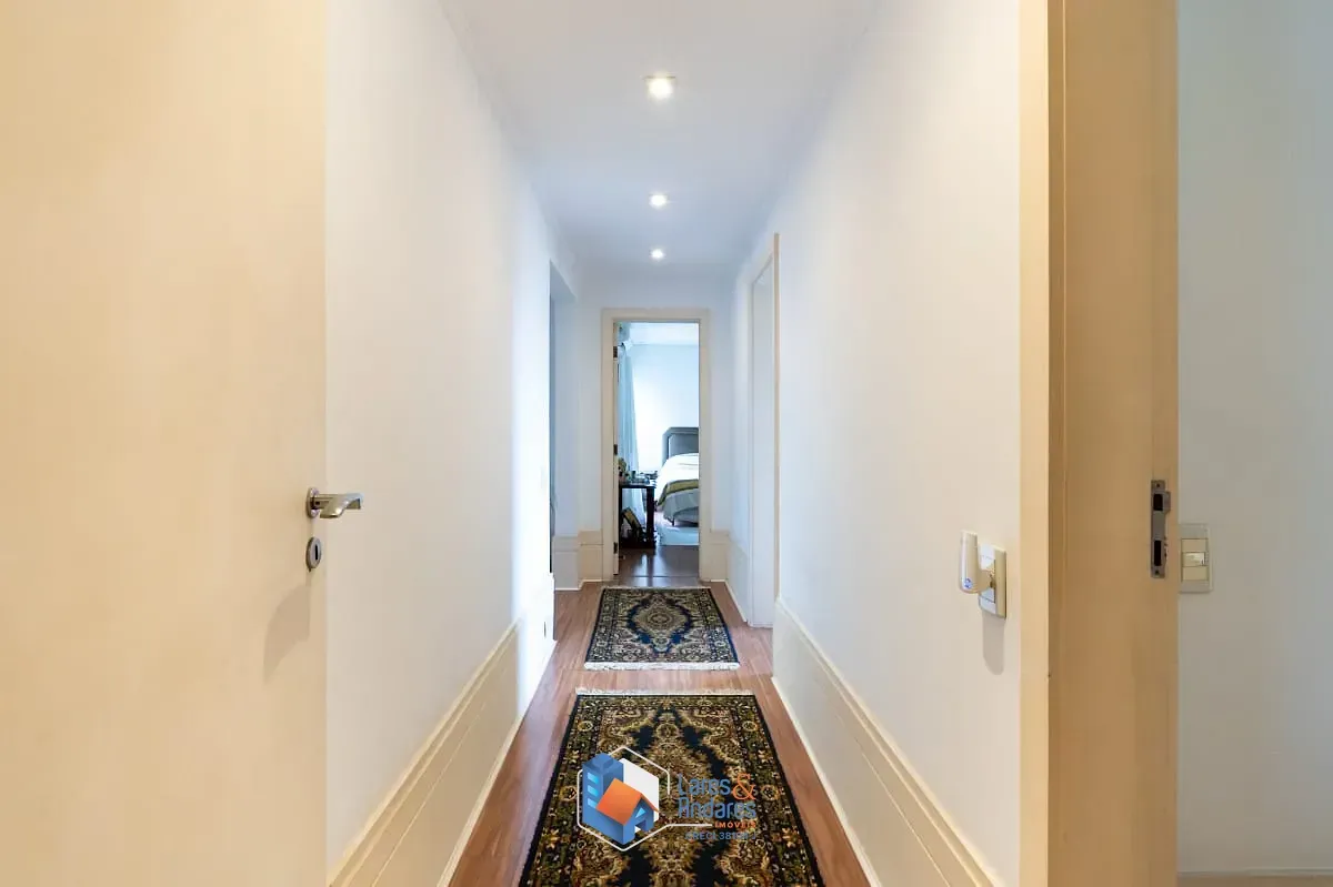 Imagem Apartamento para venda em Vila Andrade com 4 quartos, sendo 2 suítes, 200m²