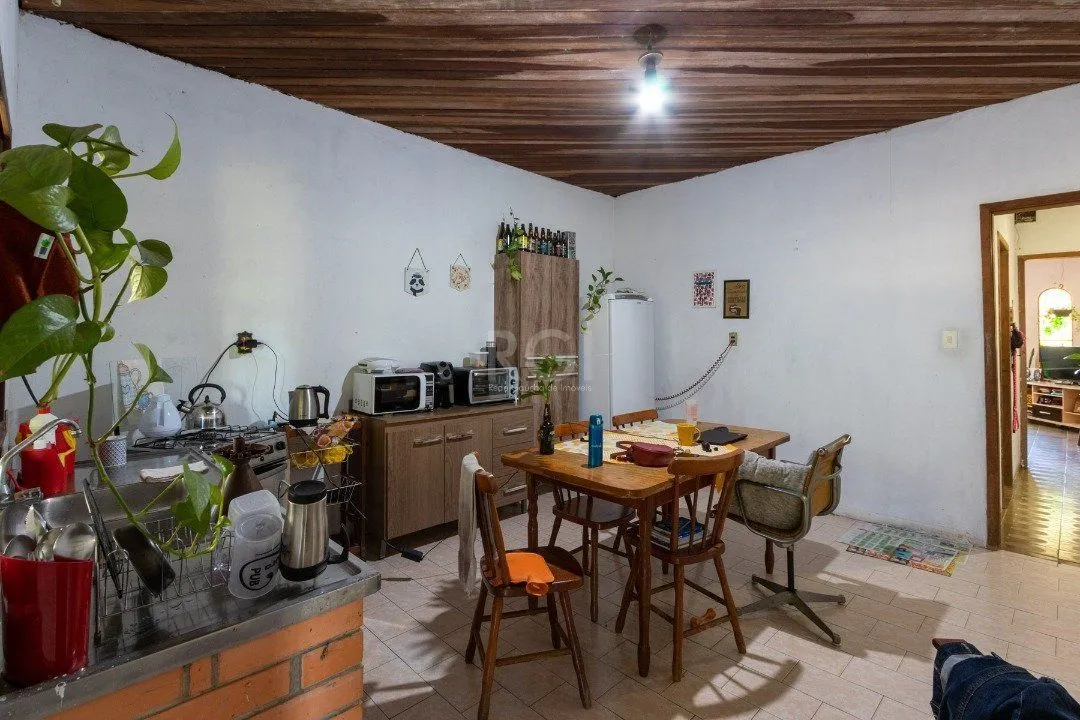 Imagem Casa para Venda - 2200m², 3 dormitórios, Lomba do Pinheiro