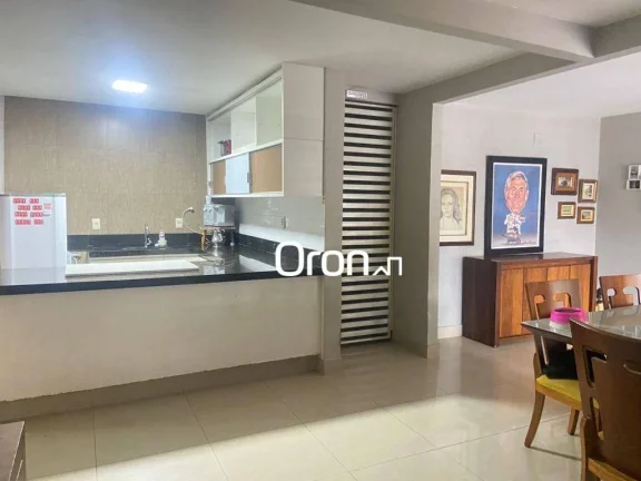 Imagem Casa com 4 dormitórios à venda, 250 m² por R$ 850.000,00 - Parque das Laranjeiras - Goiânia/GO