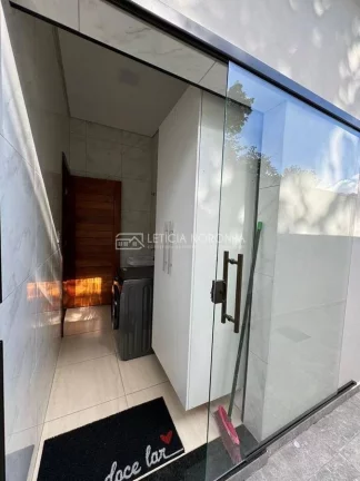 Imagem Casa a venda.
