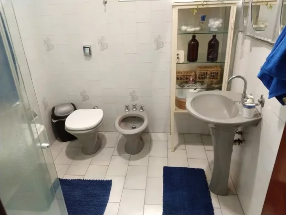 Imagem Venda, ótima casa com 4 dormitórios sendo 1 suíte, jd. Estoril