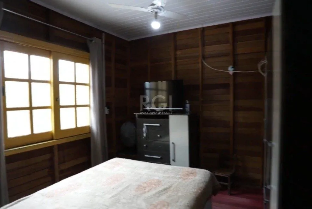 Imagem Casa para Venda - 180m², 3 dormitórios, sendo 1 suites, 3 vagas - Sarandi