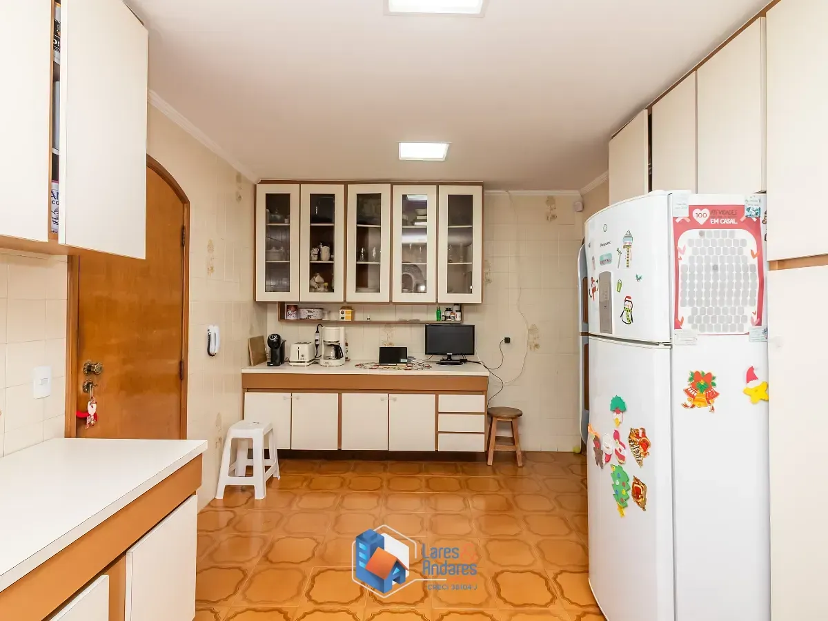 Imagem Casa para venda em Vila Lúcia com 4 quartos, sendo 4 suítes, 356m²
