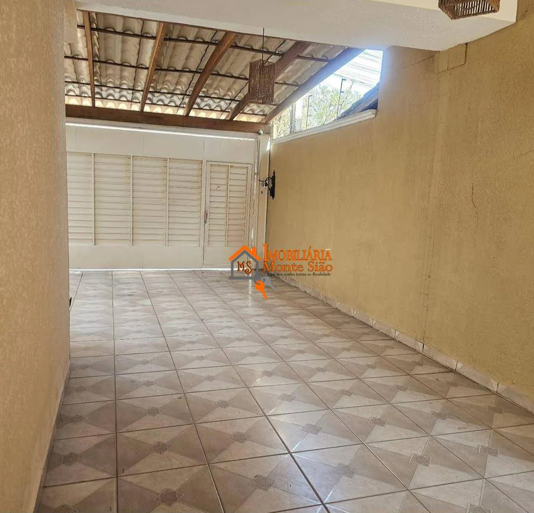 Imagem Sobrado com 4 dormitórios à venda, 220 m² por R$ 750.000,00 - Nova Cerejeira - Atibaia/SP