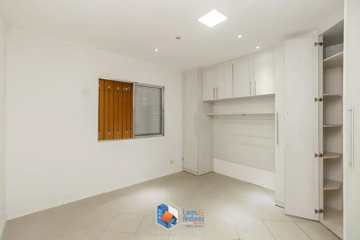 Imagem Casa para venda em Jardim das Rosas (Zona Norte) com 2 quartos, sendo 1 suíte, 240m²