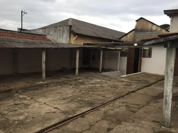 Imagem Barracão comercial com 853,80m2 de construção em terreno de 998,50m2 no centro de Limeira em exce...