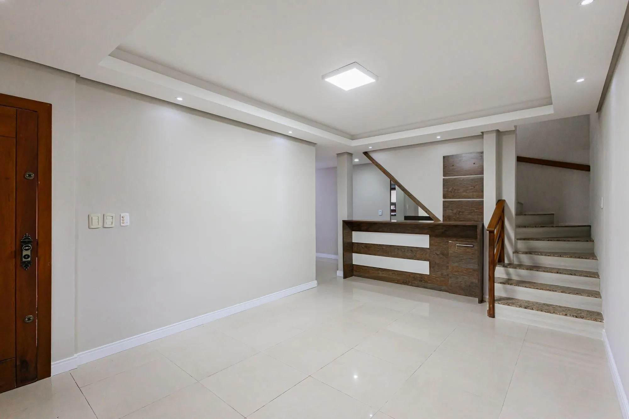 Imagem Casa 4 quartos/suite/banheira/piscina/Canoas